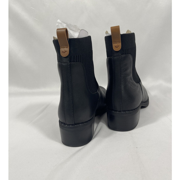 Gentle Souls Emmie Chelsea Boots Women's SZ 8.5 Black Leather Ankle Booties New - Picture 7 of 8